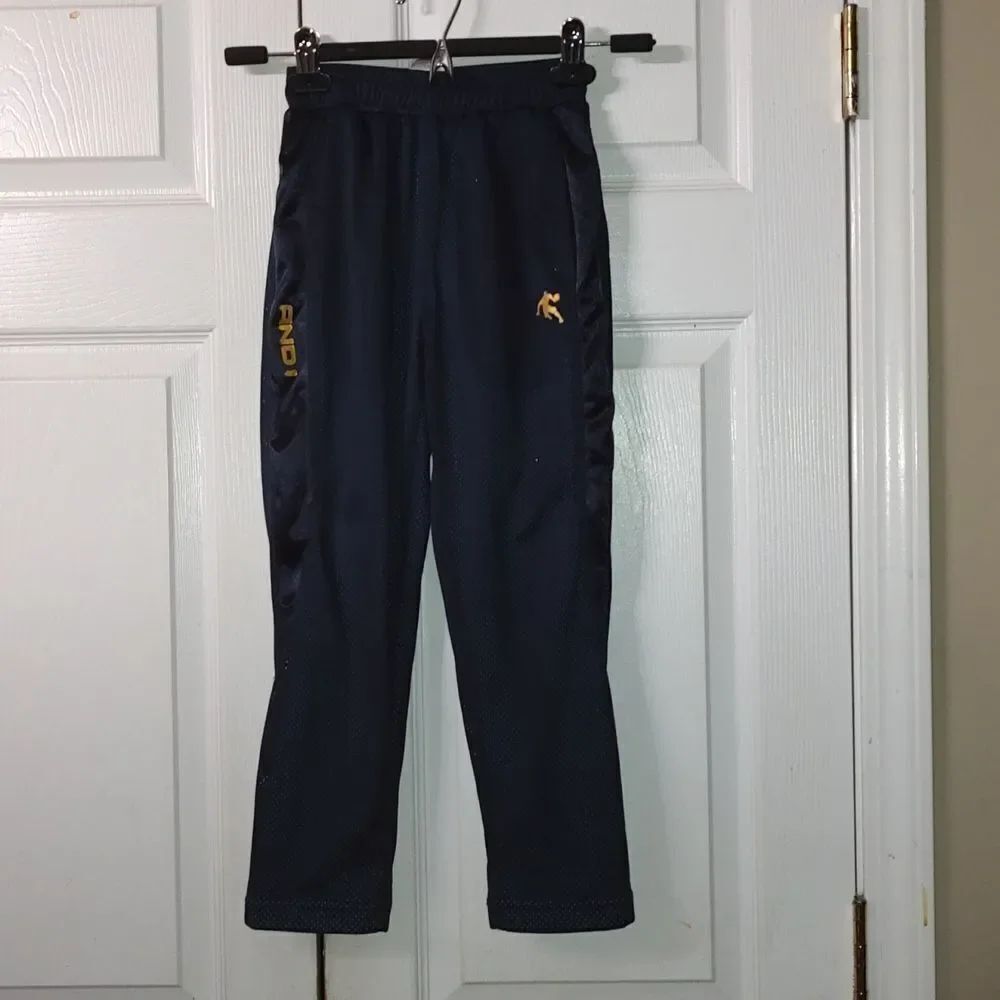 And1 navy blue boys track pants  Sz S (6/7)